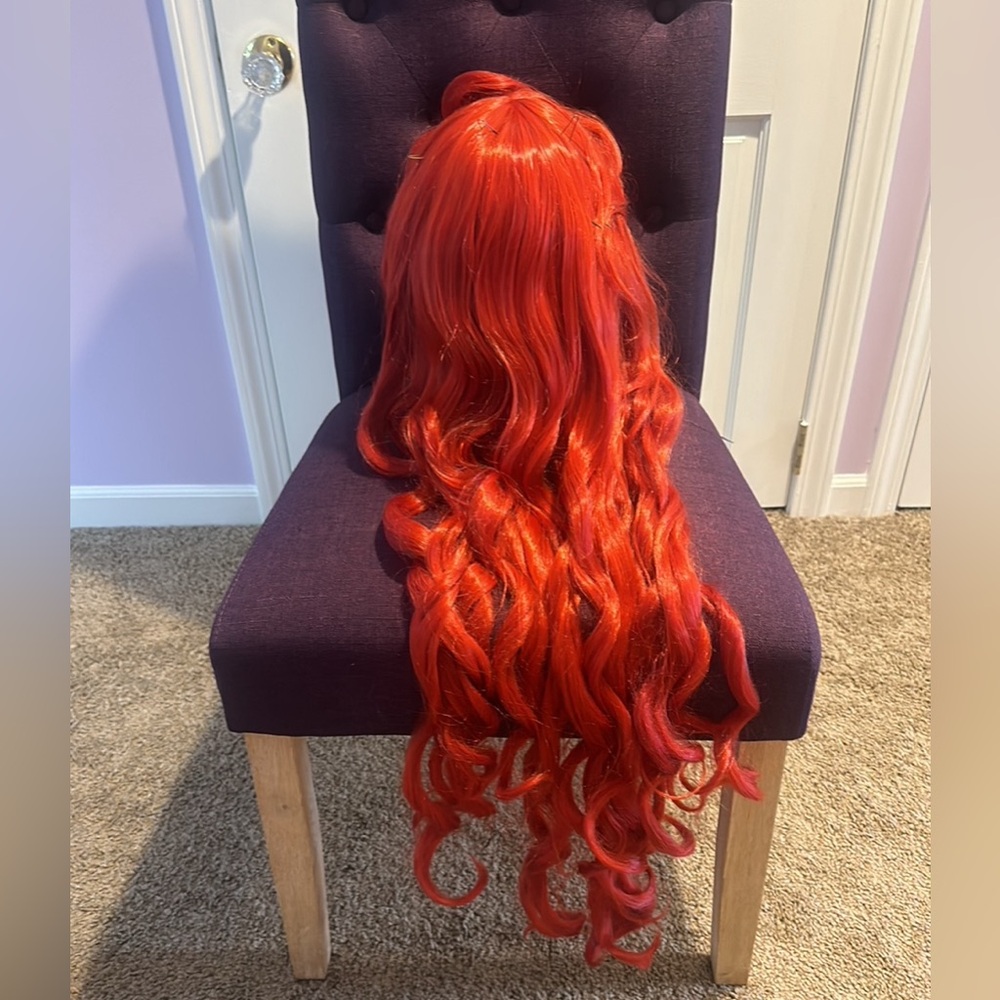 Ariel/Little Mermaid Wig - Women’s - Picture 5 of 10